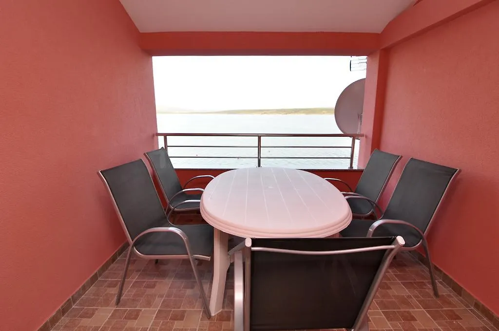 Apartments Marija - Maslenica - First Line To The Sea