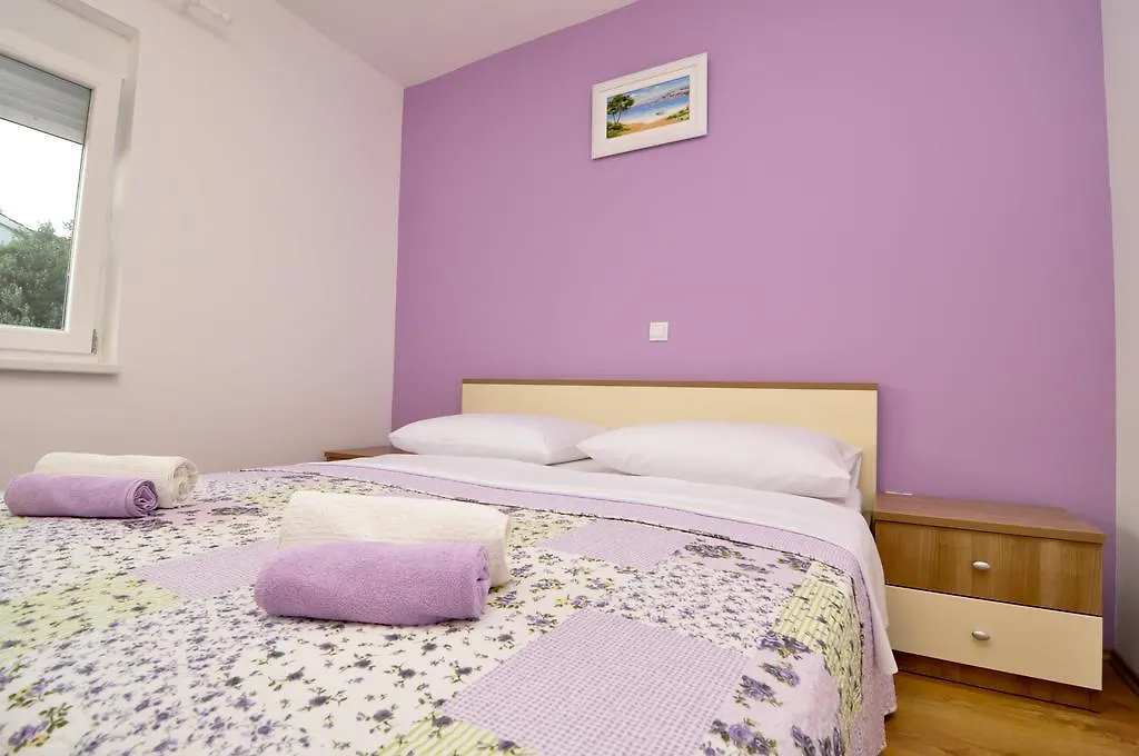 Apartments Marija - Maslenica - First Line To The Sea