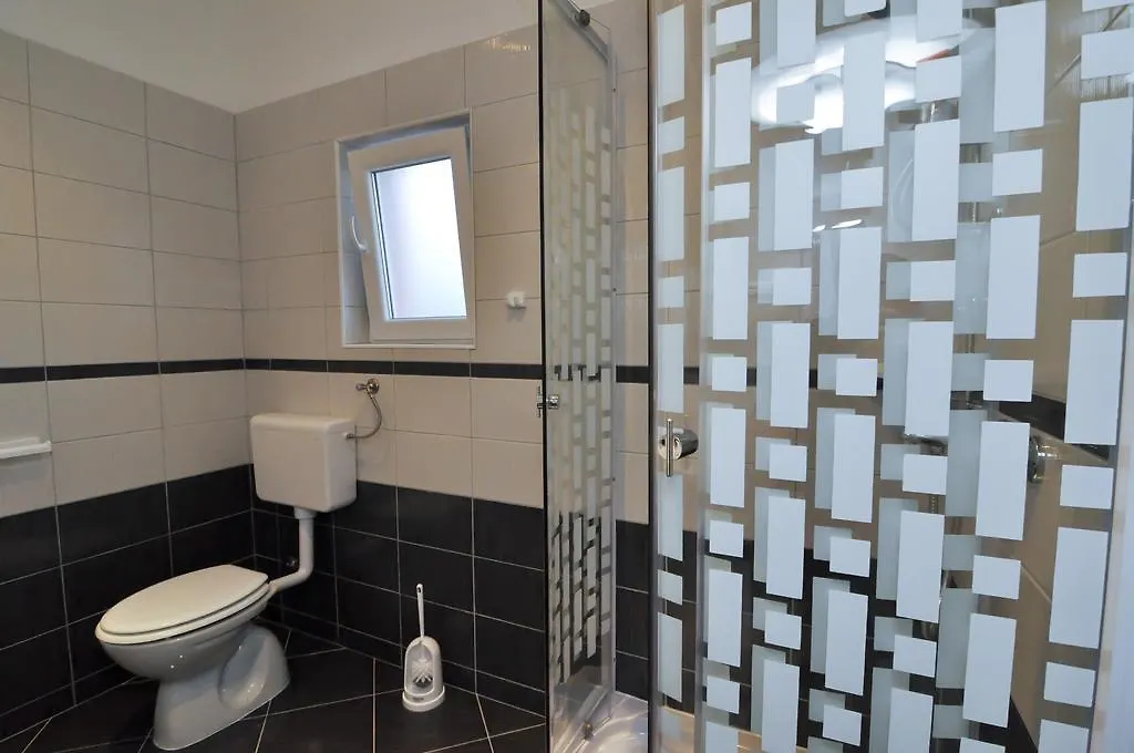 Apartments Marija - Maslenica - First Line To The Sea