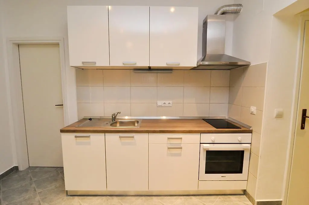Apartments Marija - Maslenica - First Line To The Sea 0*,  Croatia
