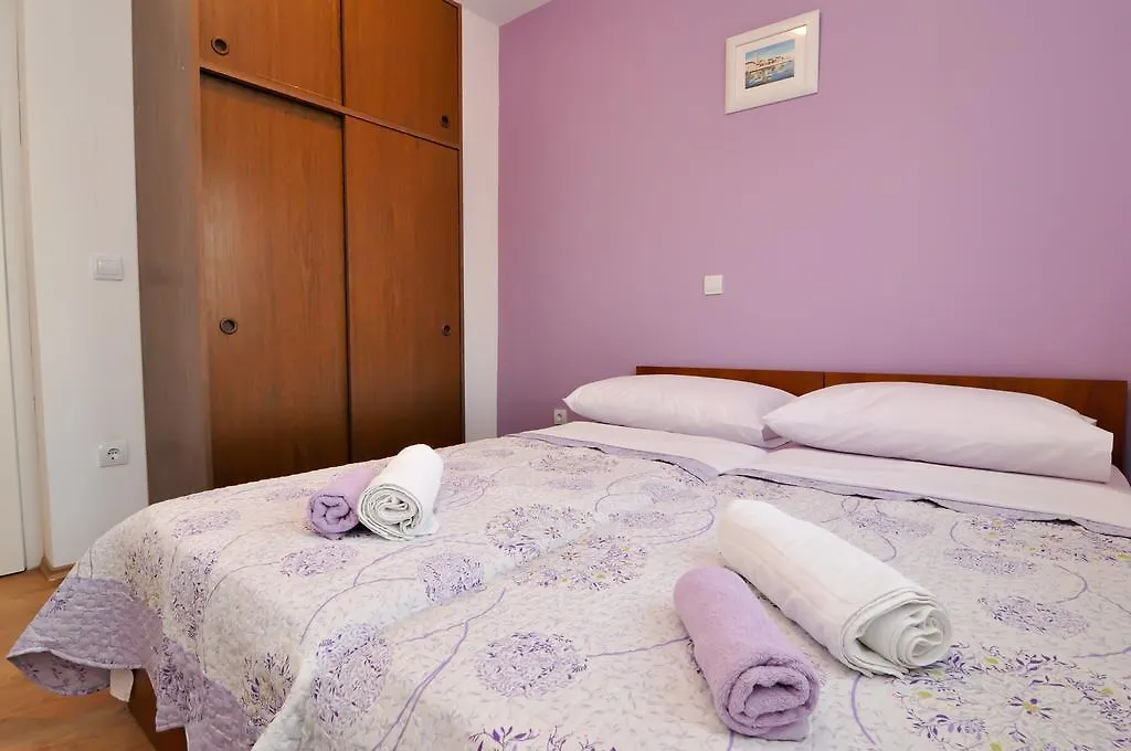 Apartments Marija - Maslenica - First Line To The Sea