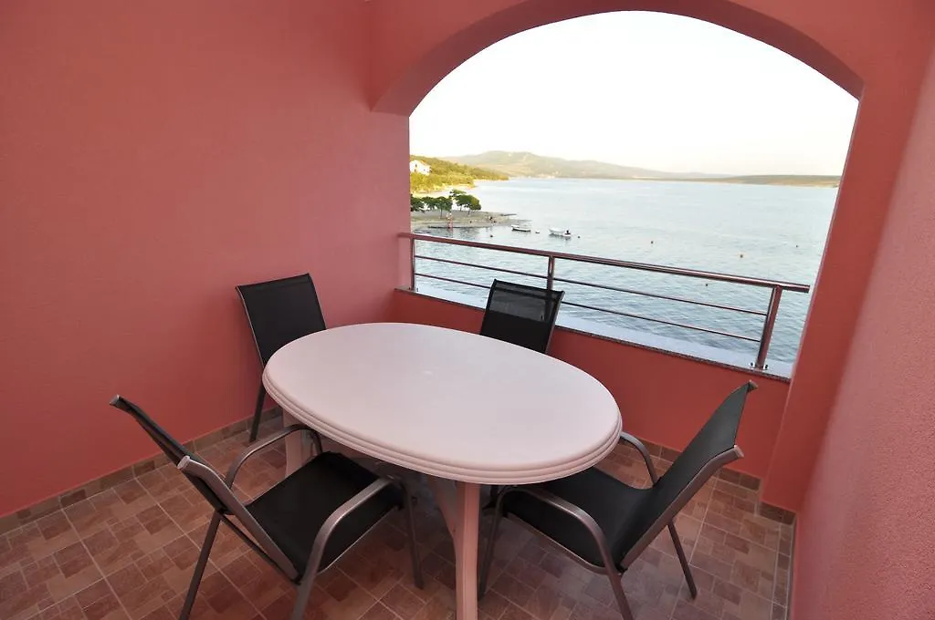 Apartments Marija - Maslenica - First Line To The Sea 0*,