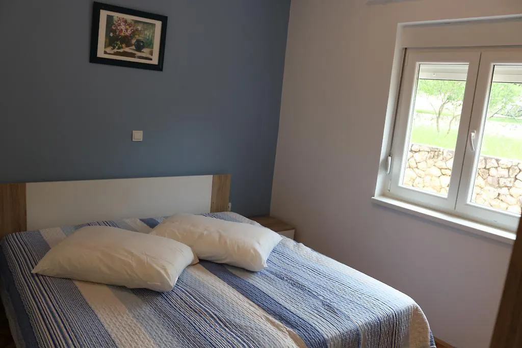 Apartments Marija - Maslenica - First Line To The Sea