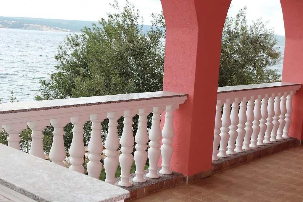 Apartments Marija - Maslenica - First Line To The Sea