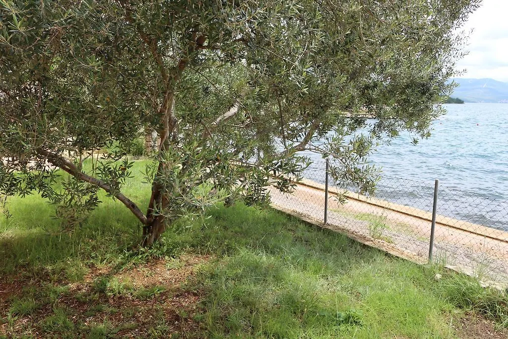 Apartments Marija - Maslenica - First Line To The Sea 0*,