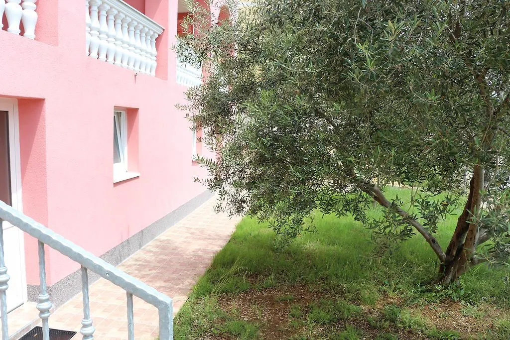 Apartments Marija - Maslenica - First Line To The Sea