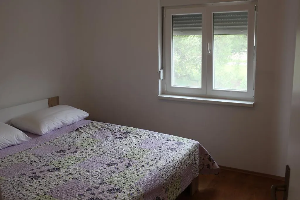 Apartments Marija - Maslenica - First Line To The Sea