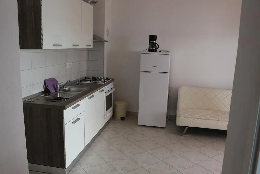 Apartments Marija - Maslenica - First Line To The Sea Croatia